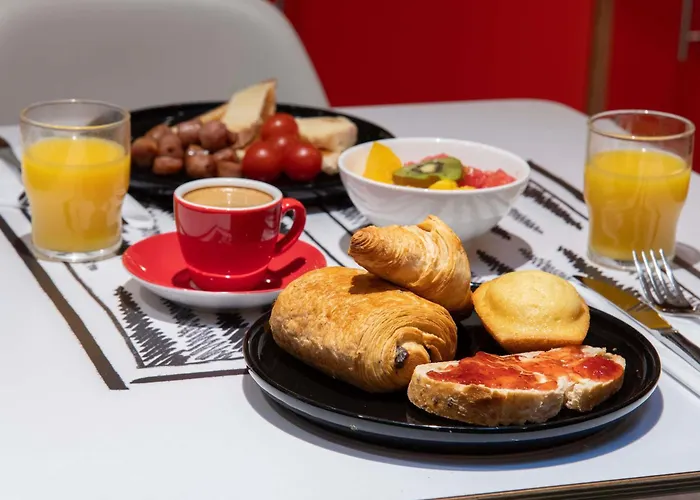 Hotel Ibis Paris Avenue De La Republique